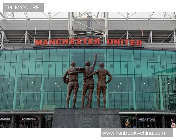 鹿晗热爱足球深情追随C罗 他的足球偶像为何深受喜爱